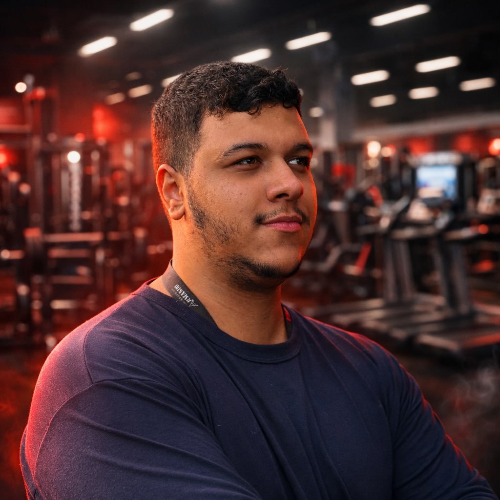 Vitor Hugo em ambiente de academia